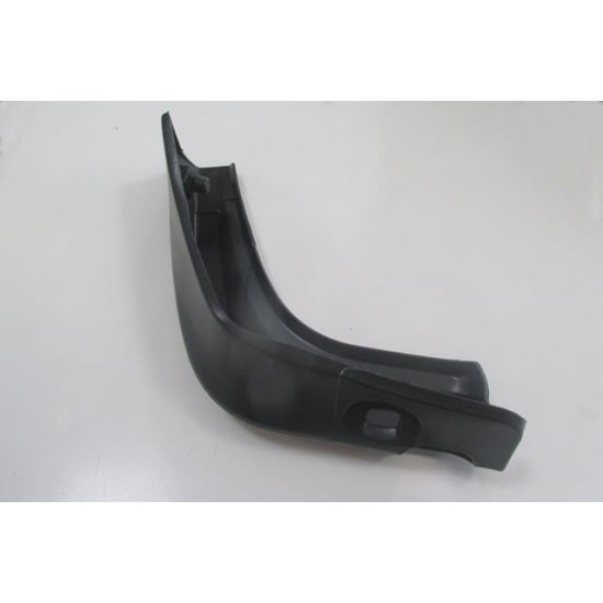 MERCEDES E CLASS- W124- 85/93; ARKA ÇAMURLUK MARŞPİYELİ BANDI SAĞ