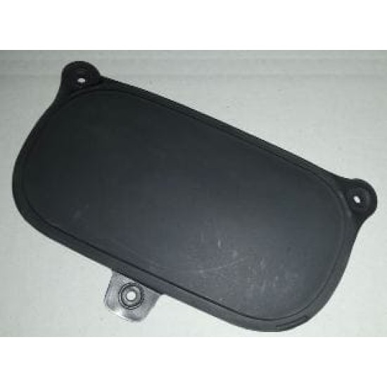 MITSUBISHI CANTER- FE515- 98/00; SİS LAMBA KAPAĞI DELİKSİZ SAĞ (511/515/519) - Yedek Parça | Parça Dükkanda