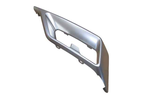 CHERY OMODA 5- 23/24; ARKA TAMPON NİKELAJI SAĞ EKSOZ UCU GÜMÜŞ GRİ (TW)