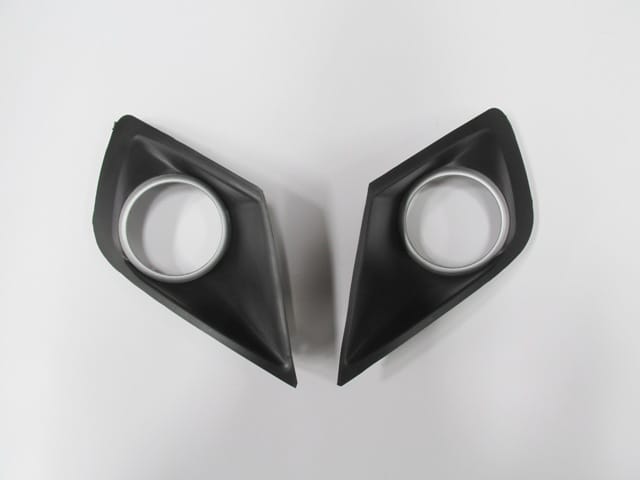 PEUGEOT 207- 09/12; SİS LAMBA KAPAĞI SAĞ/SOL SET (2 PARÇA) SİS DELİKLİ ÇERÇEVESİ GRİ PEUGEOT 207- 09/12; SİS LAMBA KAPAĞI SAĞ/SOL SET (2 PARÇA) SİS DELİKLİ ÇERÇEVESİ GRİ