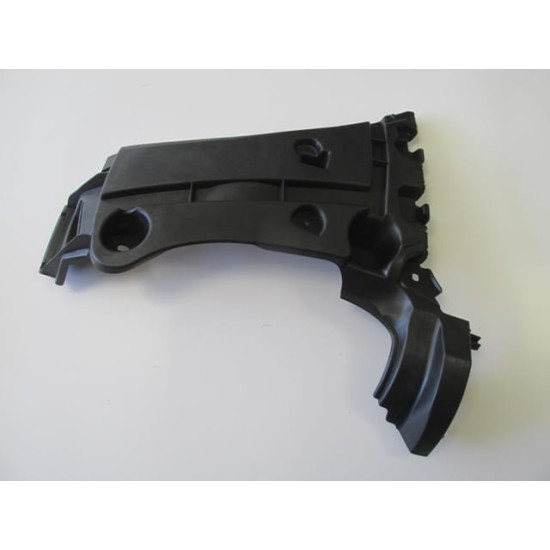 RENAULT KANGOO- 4- 14/21; ARKA TAMPON İÇ BAĞLANTI BRAKETİ SOL PLASTİK - Yedek Parça | Parça Dükkanda