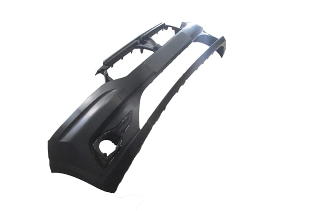 DACIA SANDERO- 21/24; ÖN TAMPON SİS/PANJUR DELİKLİ (ÇEKİ DEMİRİ KAPAKLI)