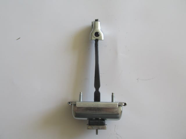 OPEL ASTRA- J- SD/HB- 10/20; ARKA KAPI DURDURUCUSU SAĞ/SOL AYNI (ADET) (KAPI GERGİSİ) OPEL ASTRA- J- SD/HB- 10/20; ARKA KAPI DURDURUCUSU SAĞ/SOL AYNI (ADET) (KAPI GERGİSİ)