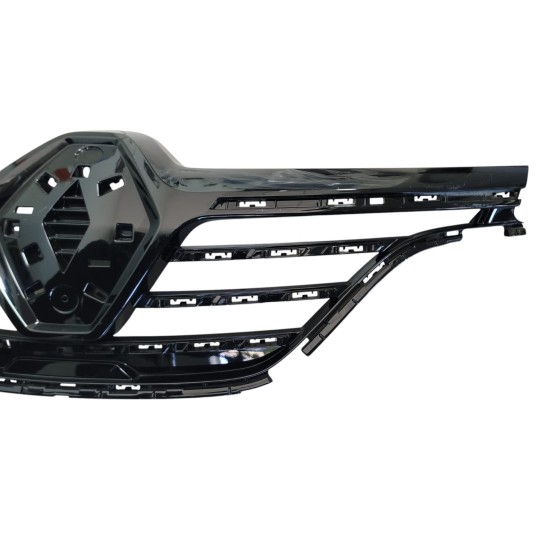 RENAULT MEGANE- 4- SD- 21/25; ÖN PANJUR ÇITASIZ SİYAH (ÇITA TAKILIR TİP) (PARLAK SİYAH) - Yedek Parça | Parça Dükkanda