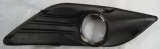 FORD FOCUS- SD/HB- 08/11; SİS LAMBA KAPAĞI SOL SİS DELİKLİ SİYAH (SİS YUVASI NİKELAJLI) (TW) FORD FOCUS- SD/HB- 08/11; SİS LAMBA KAPAĞI SOL SİS DELİKLİ SİYAH (SİS YUVASI NİKELAJLI) (TW)