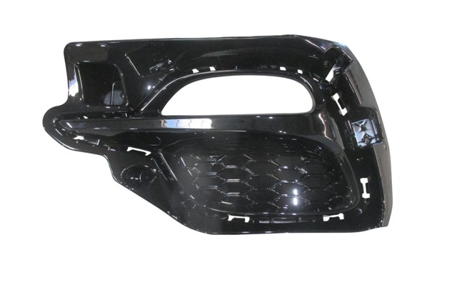 MG ZS- 21/24; ARKA TAMPON SİS LAMBA KAPAĞI SAĞ PARLAK SİYAH (TW)