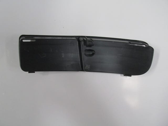 VOLKSWAGEN POLO- 3- 95/99; SİS LAMBA KAPAĞI SAĞ SİS DELİKSİZ VOLKSWAGEN POLO- 3- 95/99; SİS LAMBA KAPAĞI SAĞ SİS DELİKSİZ