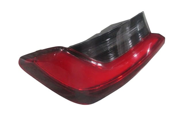 BMW 3 SERI- G20- 19/22; DIŞ STOP LAMBASI SOL KIRMIZI/FÜME (LEDLİ) (E MARKLI)