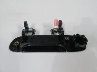 MAZDA 323- PROTEGE- 99/05; ÖN KAPI DIŞ AÇMA KOLU SAĞ SİYAH (HUSHAN) MAZDA 323- PROTEGE- 99/05; ÖN KAPI DIŞ AÇMA KOLU SAĞ SİYAH (HUSHAN)