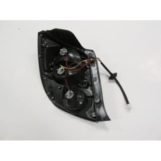 CHEVROLET AVEO- HB- 11/13; STOP LAMBASI SAĞ KIRMIZI/BEYAZ (NİKELAJ ÇERÇEVELİ) (FAMELLA)