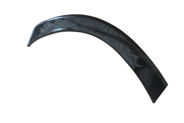 MG HS- 24/25; ARKA ÇAMURLUK DODİK PLASTİĞİ SAĞ PARLAK SİYAH (TAMPON KISMI) (TW)