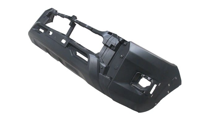 TOYOTA HILUX- PICK UP- 20/24; ÖN TAMPON SİYAH SİS DELİKLİ (KARLIKLI KOMPLE)(INVINCIBLE) (FPI)
