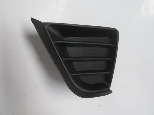 TOYOTA COROLLA- NDE180- 13/16; SİS LAMBA KAPAĞI SOL SİYAH (SİS DELİKSİZ) (TW) TOYOTA COROLLA- NDE180- 13/16; SİS LAMBA KAPAĞI SOL SİYAH (SİS DELİKSİZ) (TW)