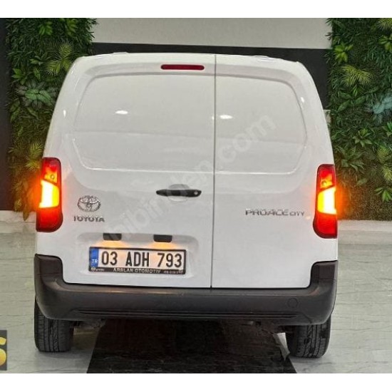 TOYOTA PROACE CITY- 21/24; ARAÇ BİLGİLERİ VE RESİMLERİ - Yedek Parça | Parça Dükkanda