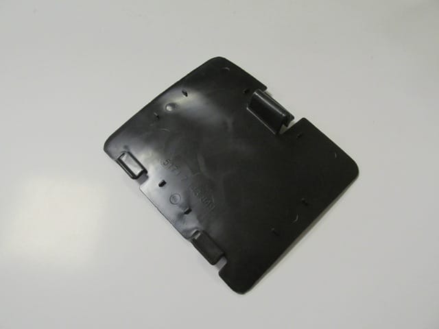 BMW 3 SERI- E90- 05/09; ÖN ÇAMURLUK DAVLUMBAZI ÜST KAPAĞI SAĞ/SOL AYNI (PLASTİK ENJEKSİYON)