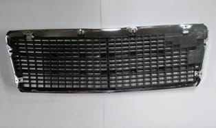 MERCEDES C CLASS- W202- 93/96; ÖN PANJUR NİKELAJLI (5ÇITALI) (İÇ PETEKLERİ SİYAH) (TW)