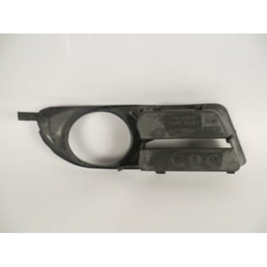 TOYOTA COROLLA- ZZE121- 05/06; SİS LAMBA KAPAĞI SOL YUVARLAK DELİKLİ (EURO BODY) - Yedek Parça | Parça Dükkanda
