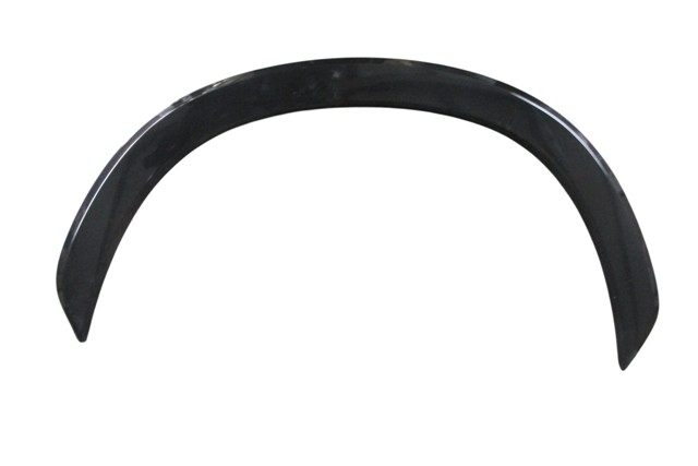 MG HS- 24/25; ÖN ÇAMURLUK DODİK PLASTİĞİ SOL (PARLAK SİYAH) (TW)