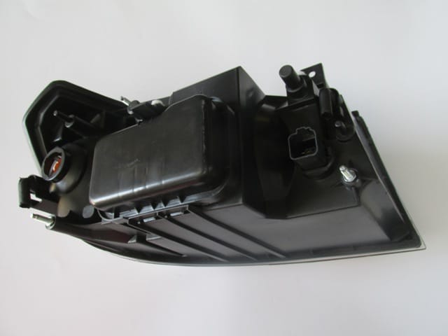 FORD TRANSIT- V184- 02/06; FAR LAMBASI SOL ELEKTRİKLİ/MANUEL SİYAH 4 FİŞLİ (H4)(AYFAR) (E MARKLI) FORD TRANSIT- V184- 02/06; FAR LAMBASI SOL ELEKTRİKLİ/MANUEL SİYAH 4 FİŞLİ (H4)(AYFAR) (E MARKLI)