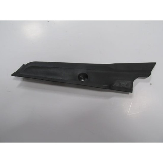 FIAT GRANDE PUNTO- 06/12; ÖN CAM KENAR PLASTİĞİ SAĞ (SİLGİ PANELİ/TESPİT PLASTİĞİ) SAĞ - Yedek Parça | Parça Dükkanda