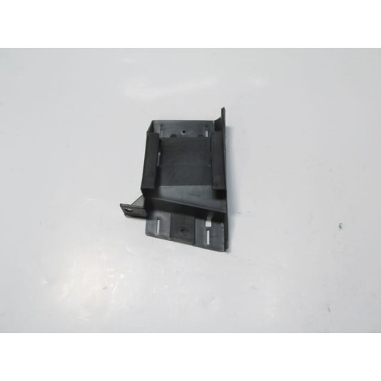 BMW 3 SERI- E36- SD/COUPE- 91/98; ÖN TAMPON İÇ BAĞLANTI BRAKETİ SAĞ (YAN KULAĞA TAKILAN)(PLASTİK)(TW - Yedek Parça | Parça Dükkanda