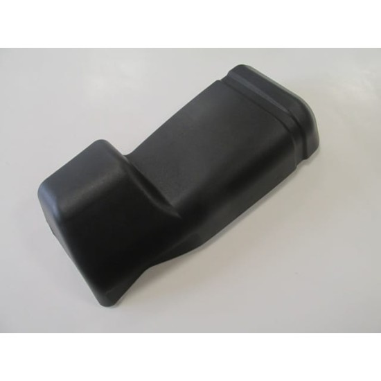 MITSUBISHI L300- MİNİBÜS- 88/09; ARKA TAMPON UCU SAĞ (PLASTİK) (REFLEKTÖR DELİKSİZ) (EURO BODY) - Yedek Parça | Parça Dükkanda