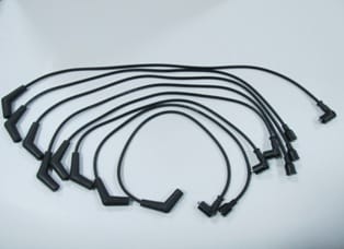 LANDROVER DEFENDER- 84/00; BUJİ KABLOSU TAKIM 4.0 cc (YOW JUNG)