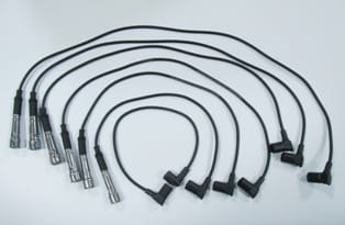 MERCEDES E CLASS- W123- 77/85; BUJİ KABLOSU TAKIM (12V)(280 KASA M110)2.8 cc (YOW JUNG)