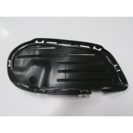 MERCEDES C CLASS- W205- 14/17; SİS LAMBA KAPAĞI BRAKETİ SOL SENSÖR DELİKLİ (AMG)(TW) - Yedek Parça | Parça Dükkanda