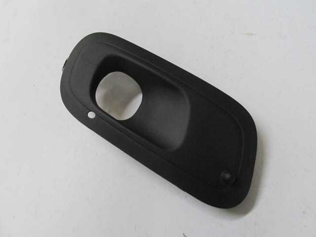 FIAT PANDA- 12/21; SİS LAMBA KAPAĞI SAĞ SİSLİ FIAT PANDA- 12/21; SİS LAMBA KAPAĞI SAĞ SİSLİ