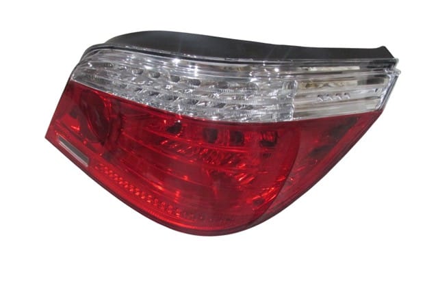 BMW 5 SERI- E60- 07/10; STOP LAMBASI SAĞ KIRMIZI/BEYAZ (LEDLİ/DUYLU) (M5) (E MARKLI)