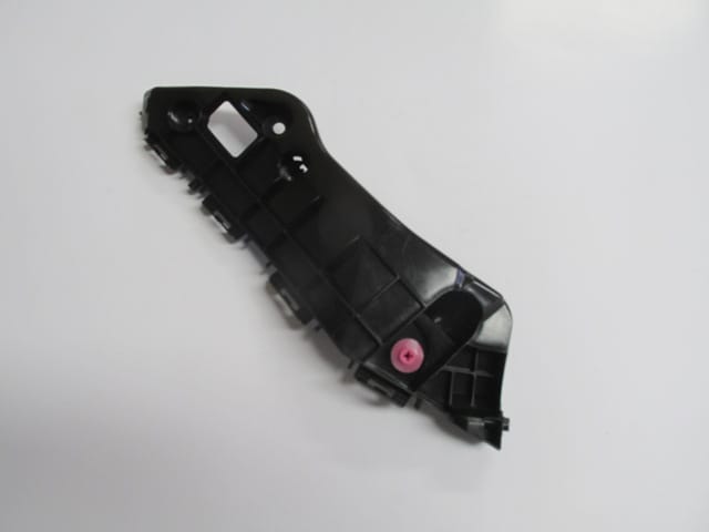 TOYOTA RAV4- 13/16; ÖN TAMPON BAĞLANTI BRAKETİ SAĞ (YAN KULAĞA BAĞLANAN) (TYG)