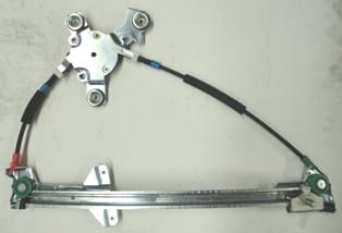 AUDI A6- 95/97; ÖN CAM KRİKOSU SOL ELEKTRİKLİ/MOTORSUZ (TW)