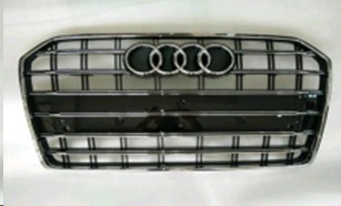 ÖN PANJUR KROM+KROM ÇİZGİLİ PARLAK SİYAH 9 PETEK AUDİ S6 2015-2018-APP PLAKALIK İLE