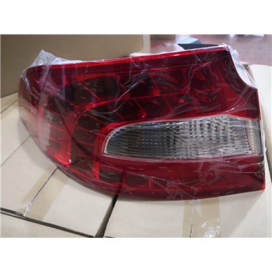 ARKA STOP LAMBASI LEDLİ DIŞ SOL SUPERB 08-13