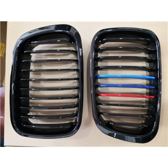 ÖN PANJUR BÖBREK PARLAK SİYAH // M RENKLİ SET BMW E46 1998-2001 - Yedek Parça | Parça Dükkanda