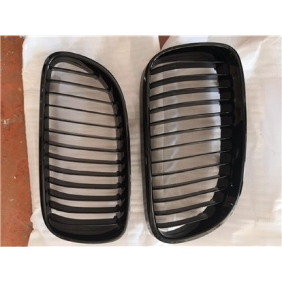 ÖN PANJUR BÖBREK PARLAK SİYAH //M KASA SET BMW  E92 LCİ 2010-2013 - Yedek Parça | Parça Dükkanda