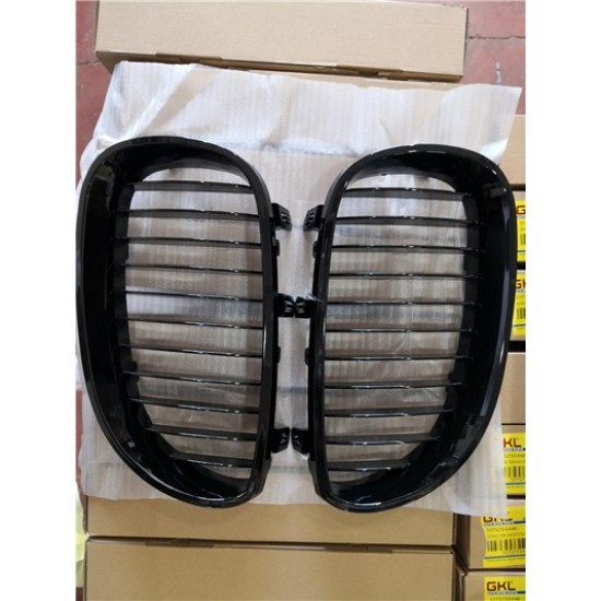ÖN PANJUR BÖBREK PARLAK SİYAH SET BMW E60+LCİ 2004-2009 - Yedek Parça | Parça Dükkanda