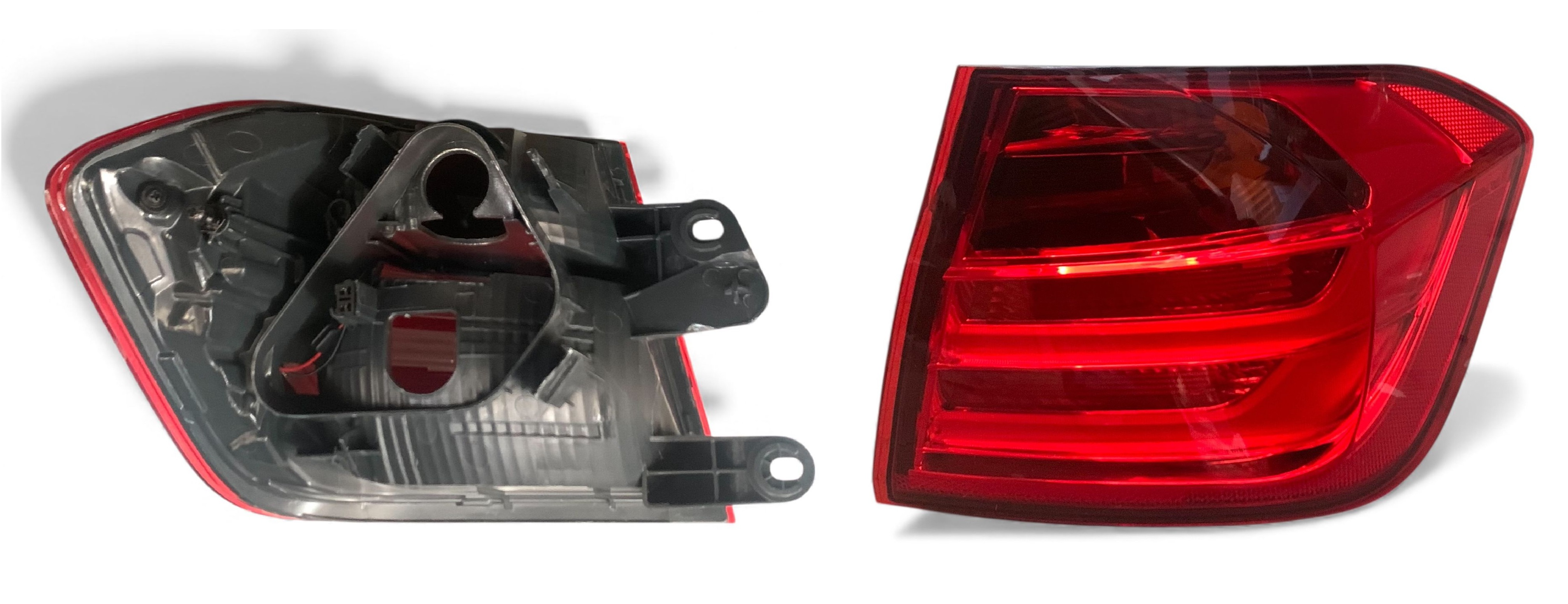 STOP LAMBASI LED (DUYSUZ) DIŞ SAG F30 2012-2016